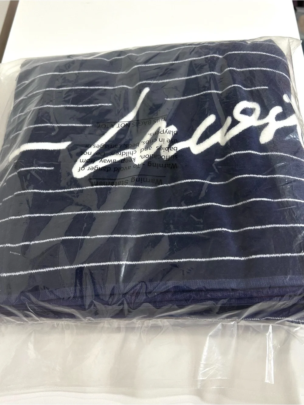 NWT Lacoste Crocodile Print Cotton Beach Towel, 36” x 72”